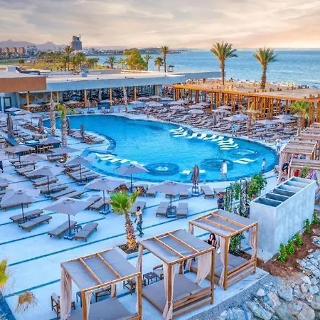 Grand Sapphire Oetueken Yeni Iskele North Cyprus Guest house Pano Lefkara